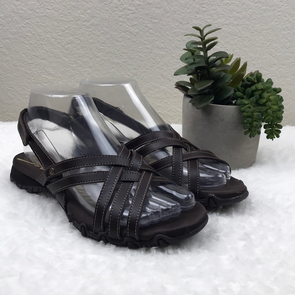 Skechers Brown Sandals  6